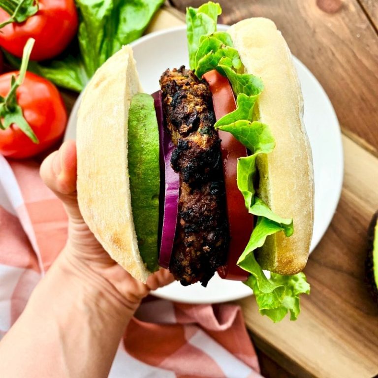 Black Bean and Beef Burgers