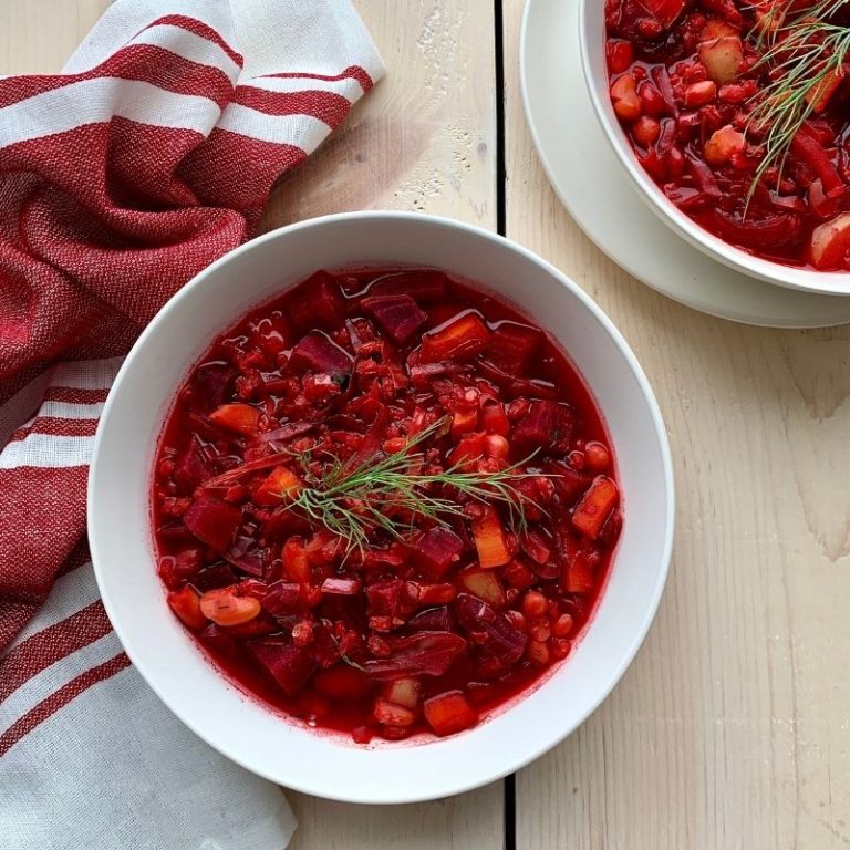 Hearty Vegan Beet Borscht